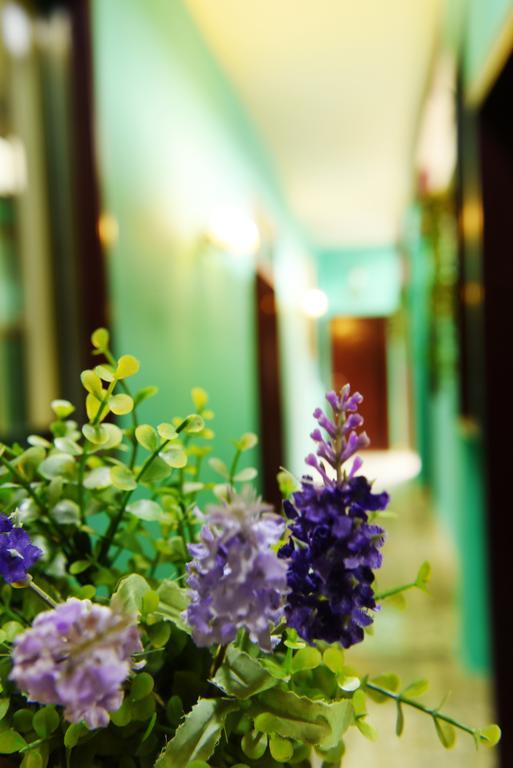 Happy Station Hostel Dunhuang Εξωτερικό φωτογραφία