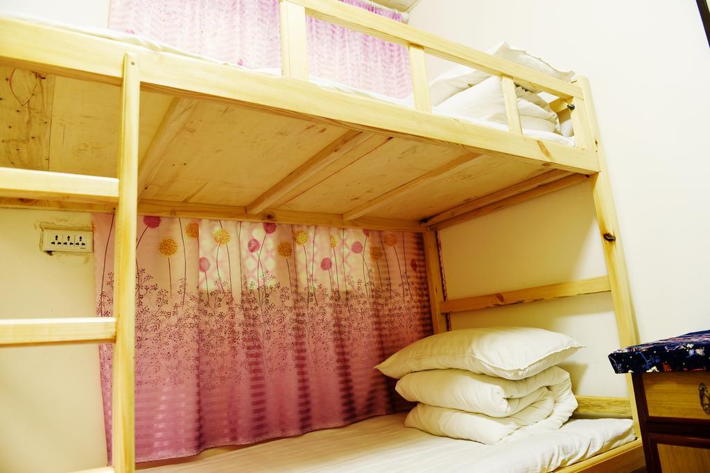 Happy Station Hostel Dunhuang Δωμάτιο φωτογραφία